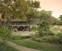 The Stanley and Livingstone at Victoria Falls ***** - u Victoria Falls - Zimbabwe